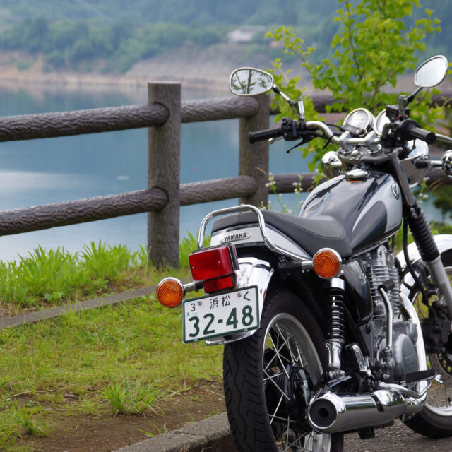 宮ヶ瀬湖とSR400