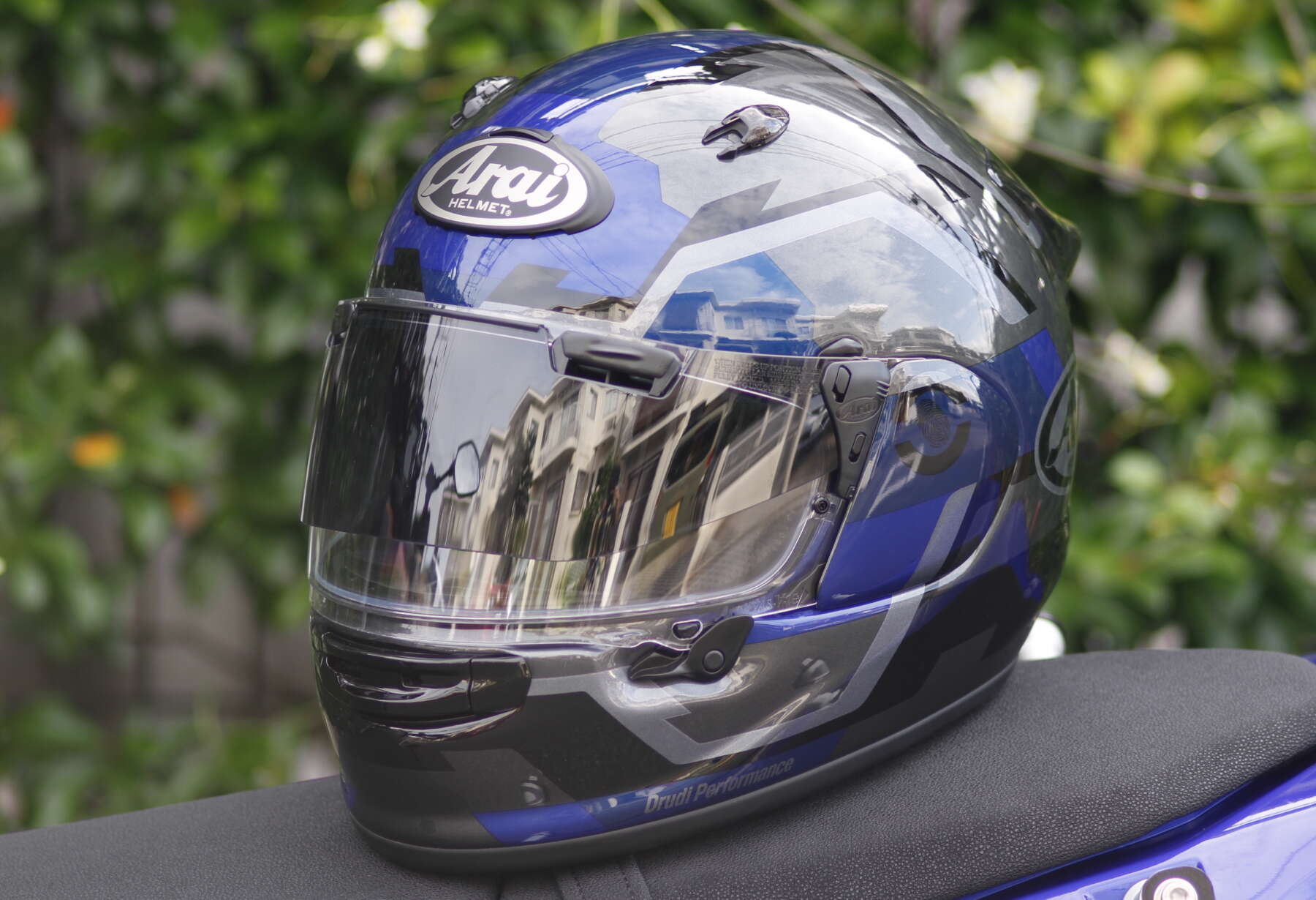 Arai バイクヘルメット ASTRO GX - オートバイアクセサリー