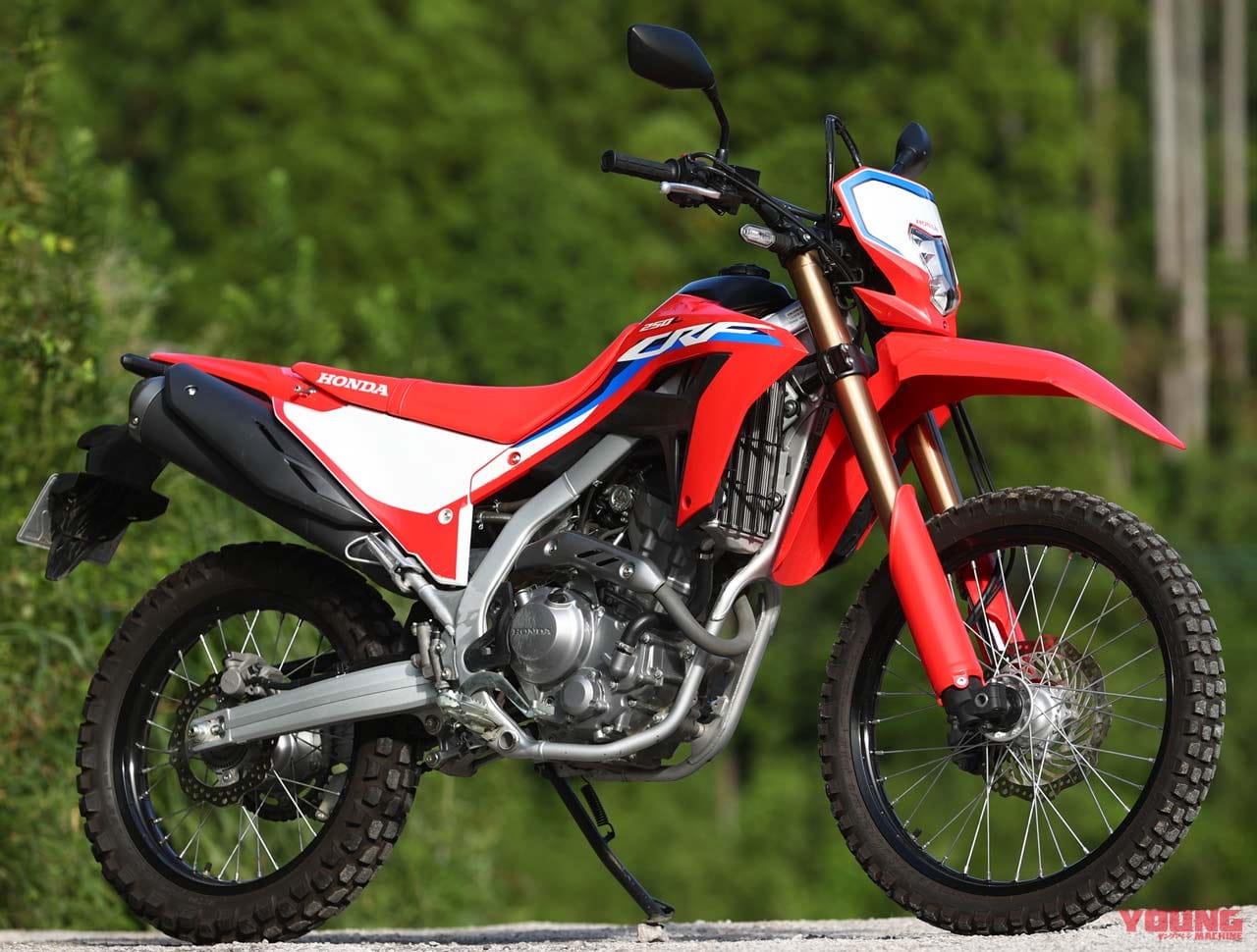 ホンダCRF250Lディテール写真解説【誰もが何にでも使える、オン/オフ両特性アップ】 - ForR