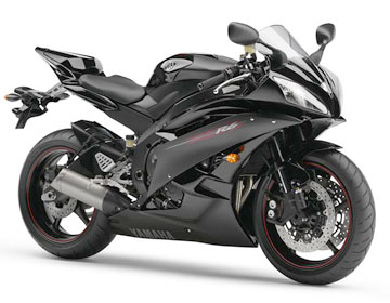 量産二輪車として初めて『電子制御スロットル』を採用したのは2006年モデルのYZF-R6。ただし、この頃はまだスロットル開度のフィーリングを作り出すのが難しく、スロットル操作のためのワイヤーがフューエルインジェクション側に伸びており、途中で電気信号に変換していた。