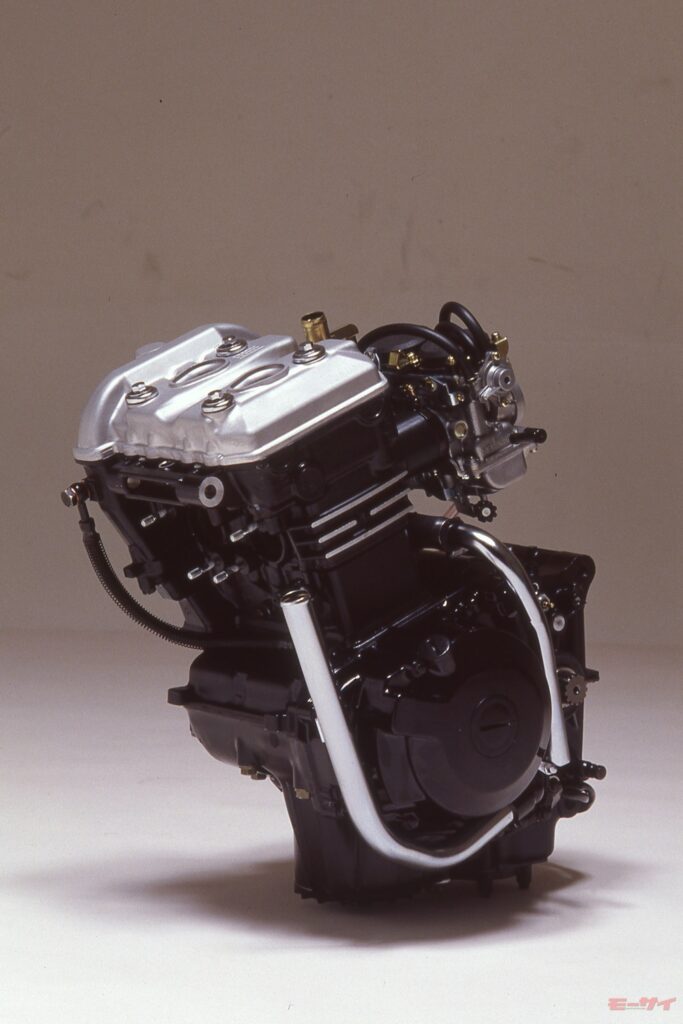 GPZ250Rエンジン