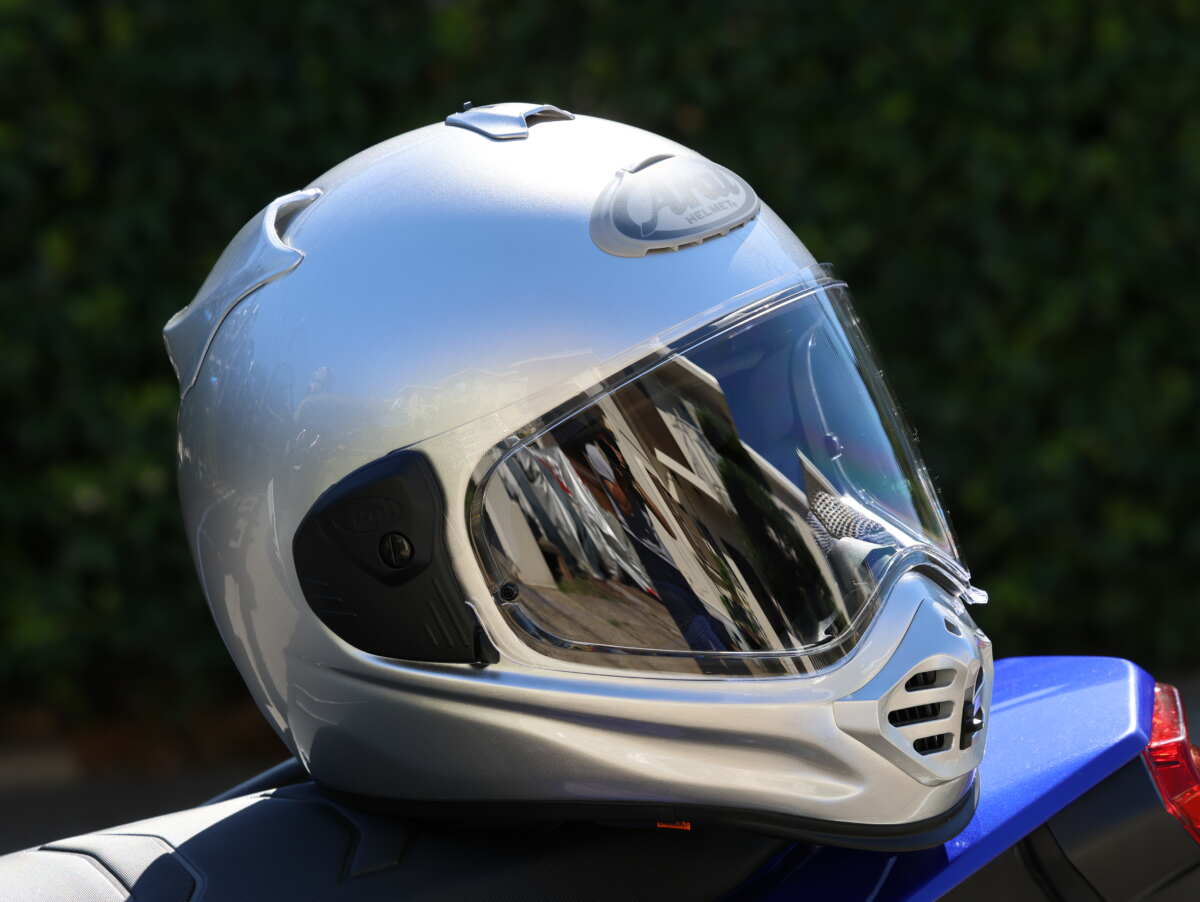 アライヘルメットの新型アドベンチャーヘルメット・「ツアークロスV」の使用レポート