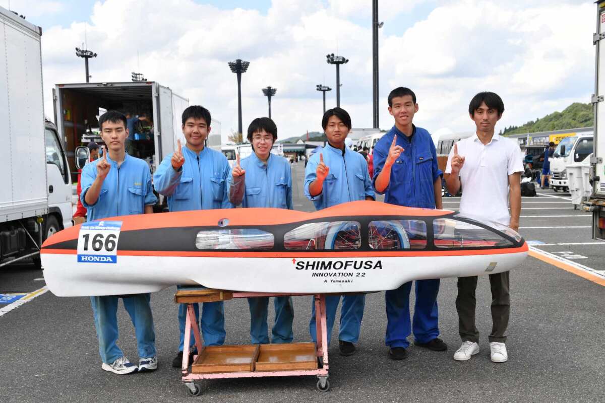 参加最多、激戦の高校生クラスは「千葉県立下総高等学校自動車部B」が見事に優勝しました。　画像：ホンダモーターサイクルジャパン提供