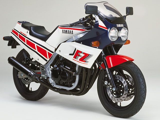 ヤマハFZ400R