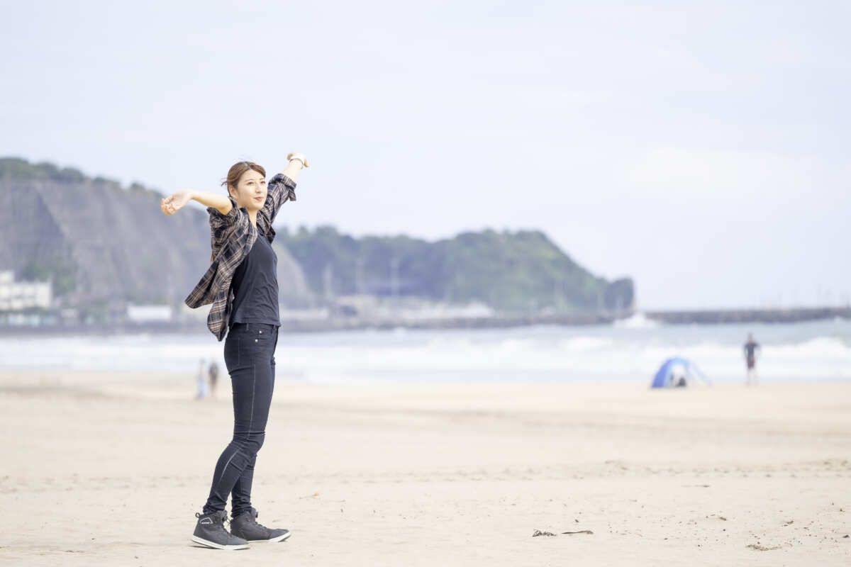 海水浴シーズンが終わったとたんに御宿の海は静けさを取り戻す。散歩しているだけで身も心もリフレッシュ！