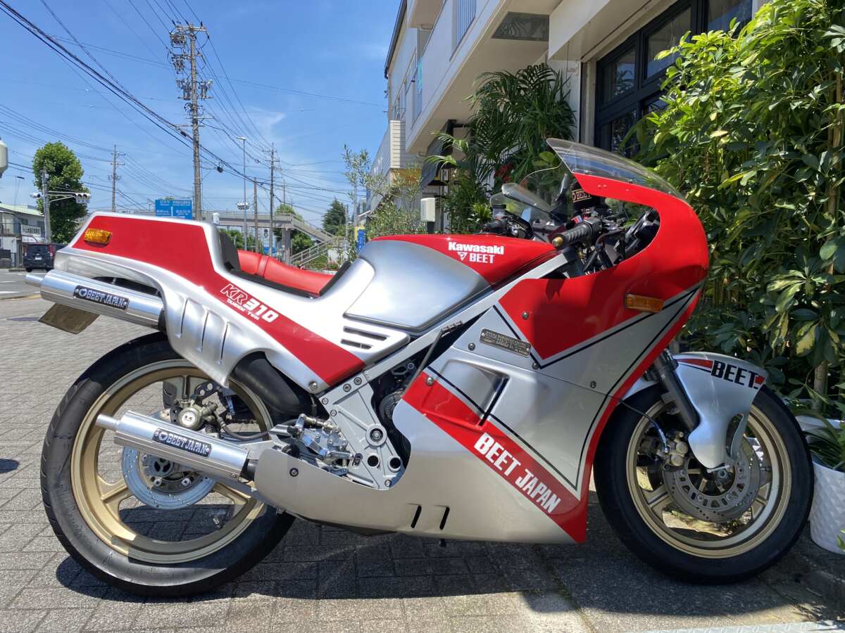 カワサキKR250にレーシングパーツを組み込んだ「ビートKR310」。お宝すぎますっ!!