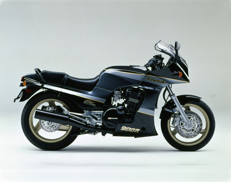 GPZ900R_1990_A8