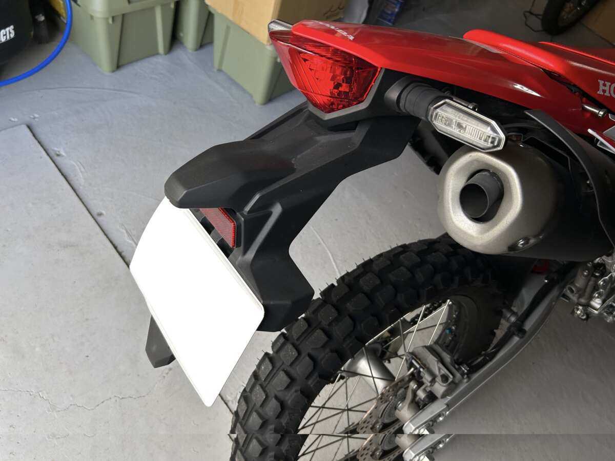 CRF250L＜S＞ノーマル状態のリヤまわり。