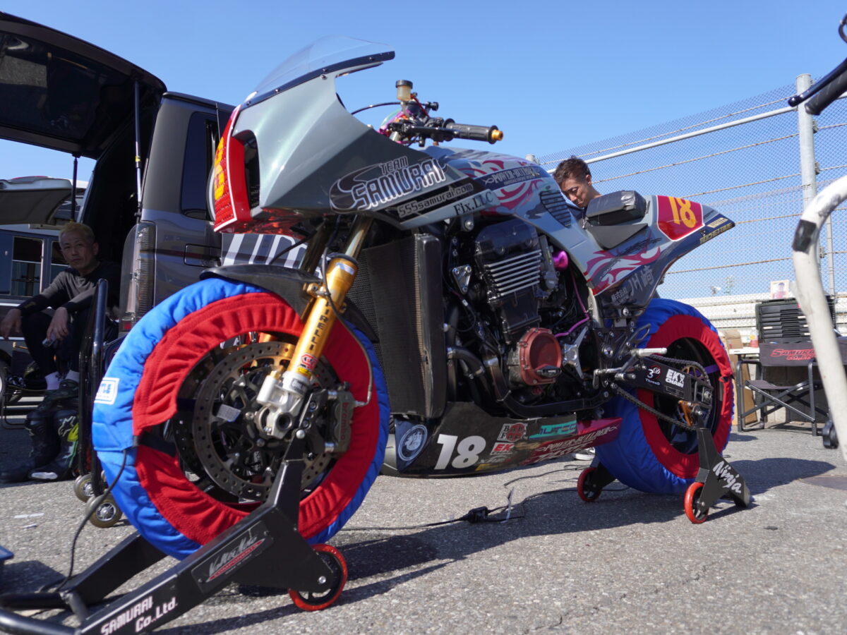 POWER BUILDER+SAMURAI GPZ900R、ハーキュリーズクラス。