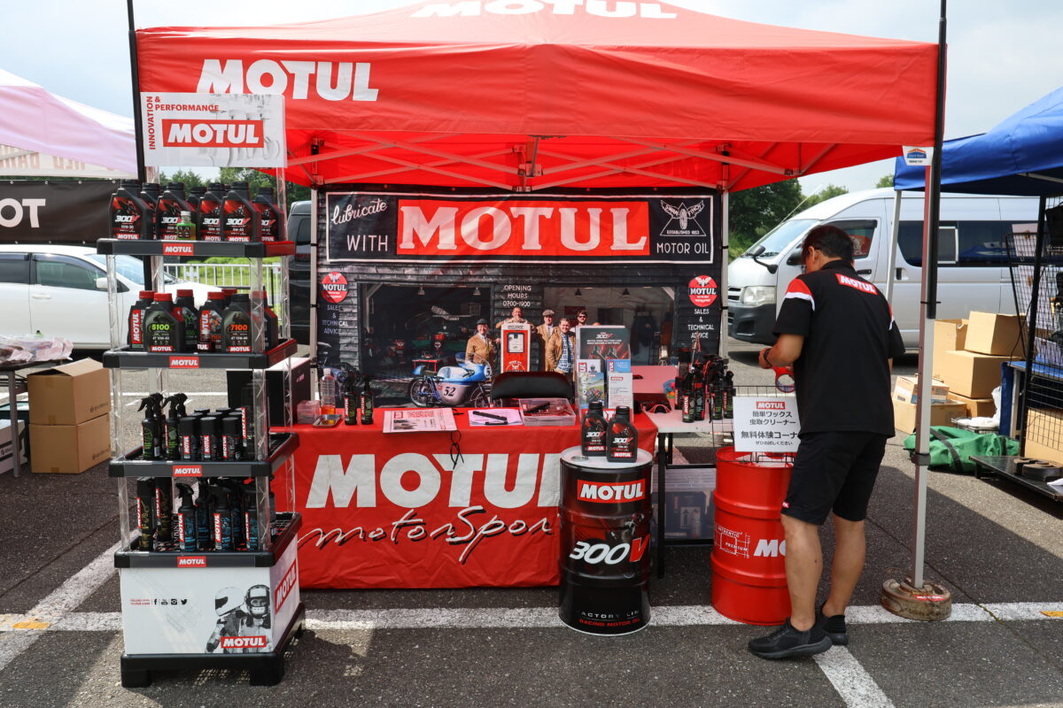 MOTUL Japanのブース