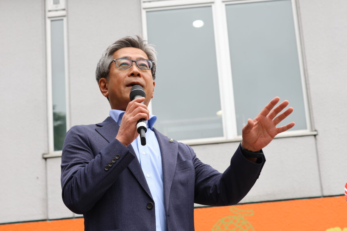 夕張市の厚谷市長も『FanFunミーティング』を表敬訪問。夕張市の名産や名所を来場者に紹介した。