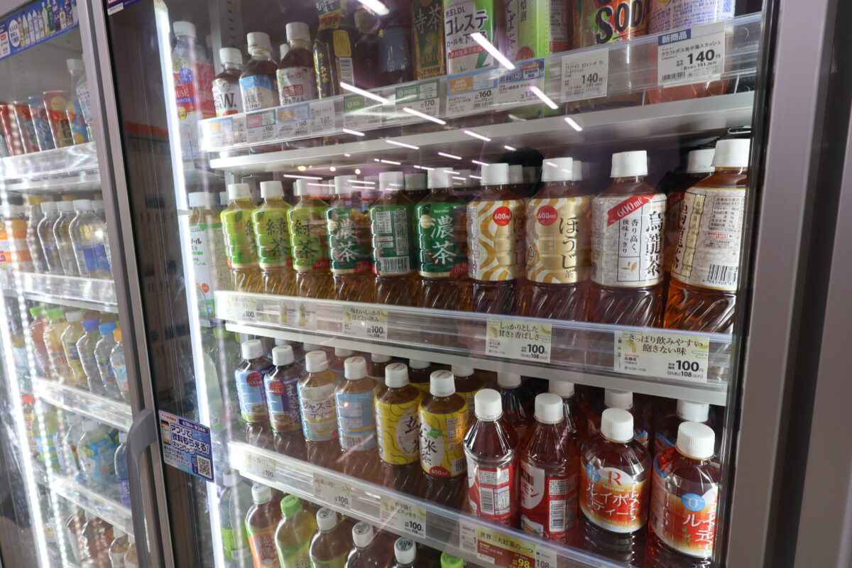 ソフトドリンク。どこかで見たような配色だが、全てセコマオリジナル!!