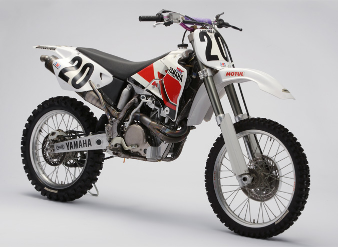 YZM400F