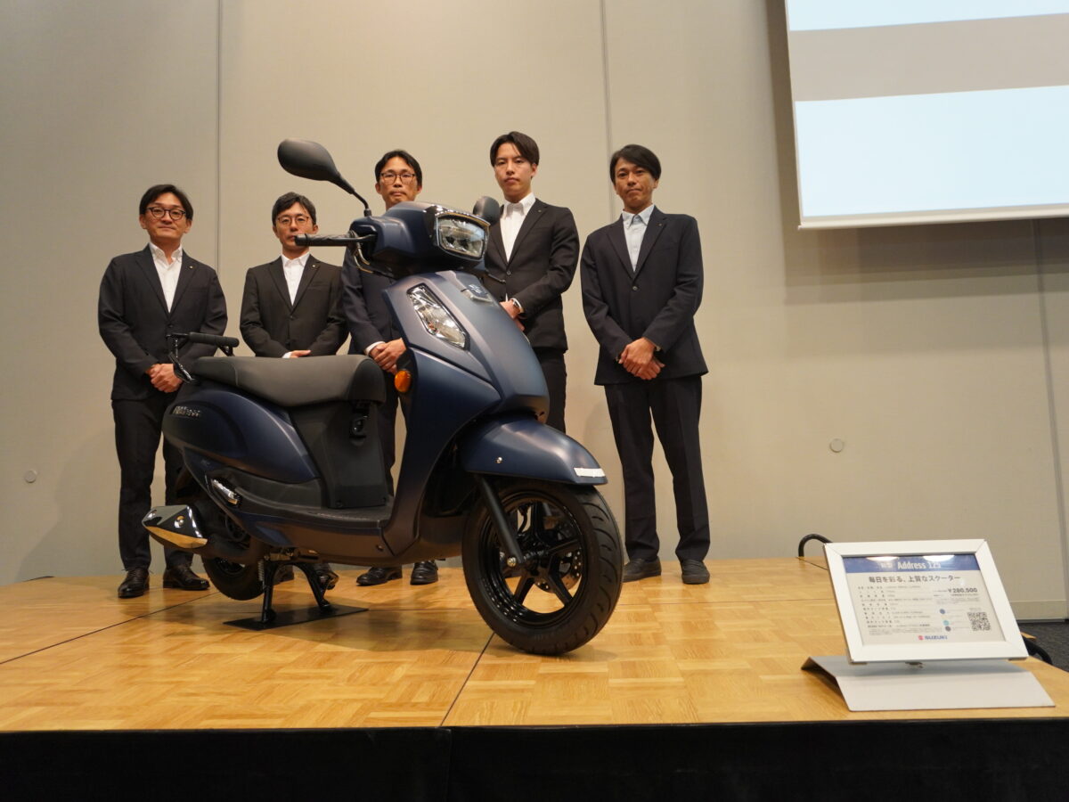 スズキ「アドレス125」開発チーム。