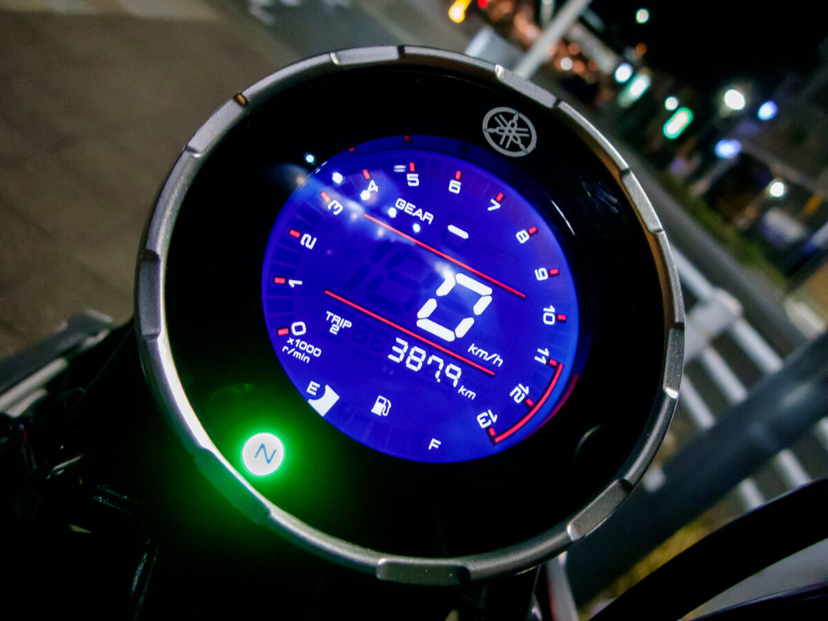 XSR125 メーター ニュートラルランプ