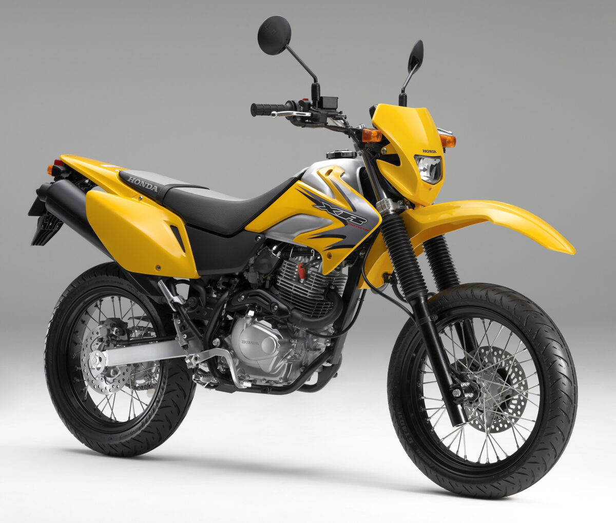 2008年、ホンダ・XR230MOTARD。ホンダは一時期ものすごい数の『モタードモデル』をラインナップしていた。