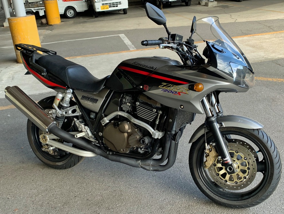 ZRX1200S全体