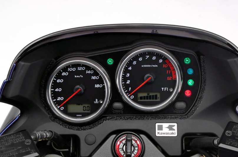 ZRX1200DAEGメーター