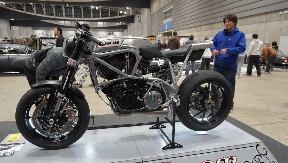 ビューエルS1Wをベースにしたシュアショットの『MAGAMI(マガミ)』。