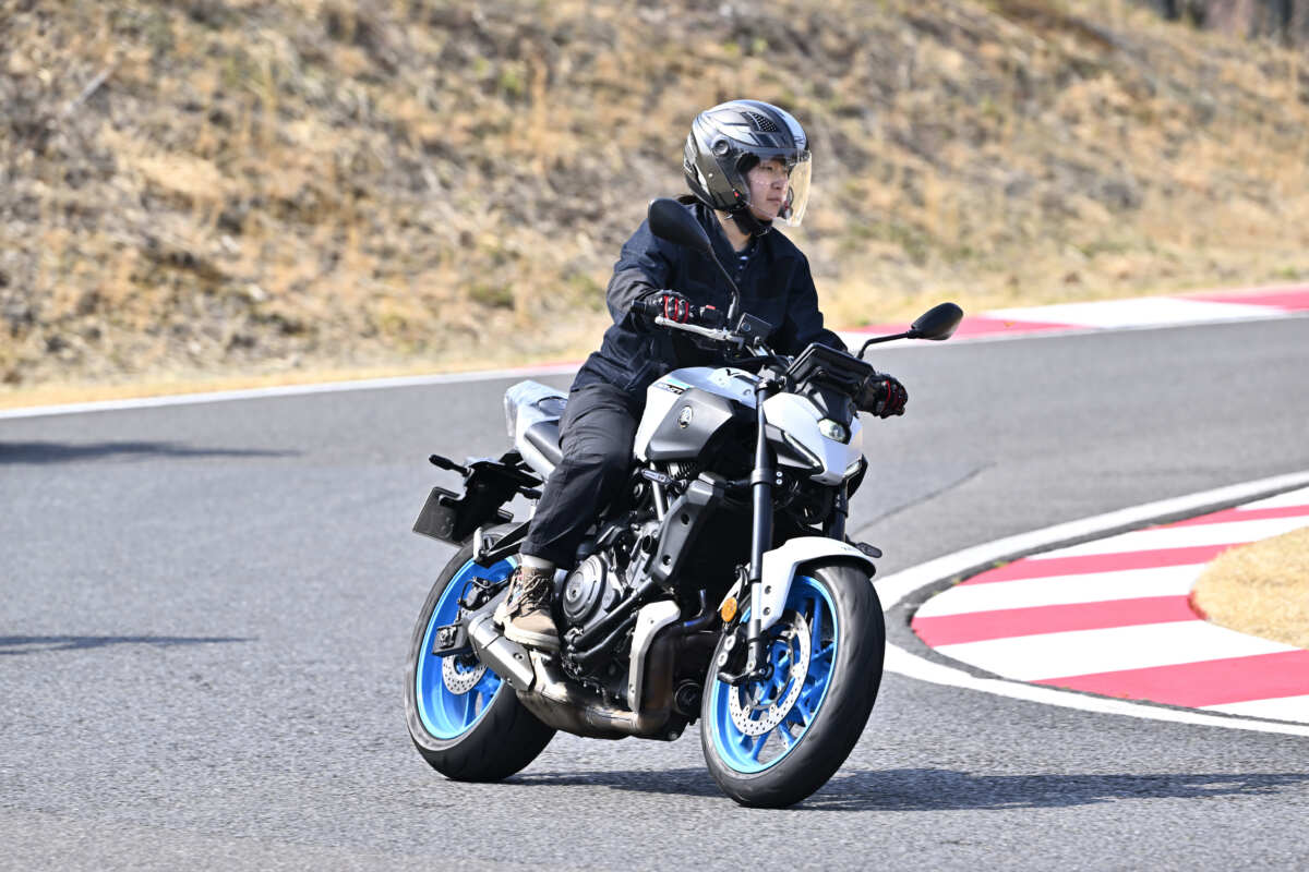 ヤマハのMT-07 Y-AMTで、見事ビッグバイクデビューをはたした。