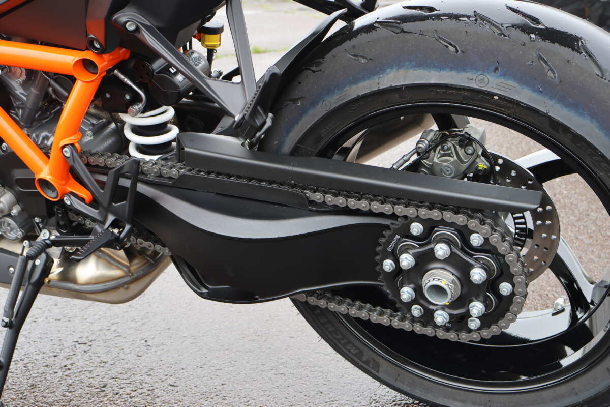 バイクのソレなにがスゴイの！？ Vol.84 『片持ちスイングアーム