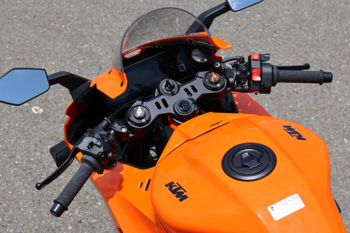 バイクのソレなにがスゴイの！？ Vol.85 『セパレートハンドル