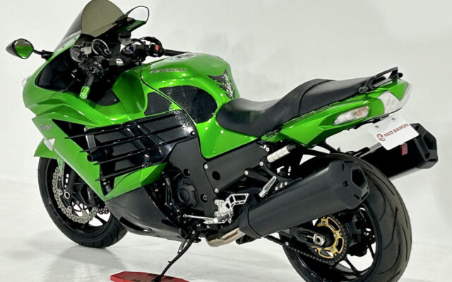ZX-14Rリヤビュー